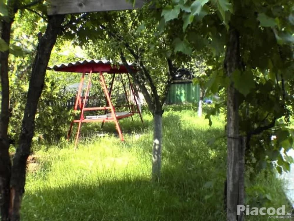 Pilisen tégla ház eladó nagy kerttel - Kép 4