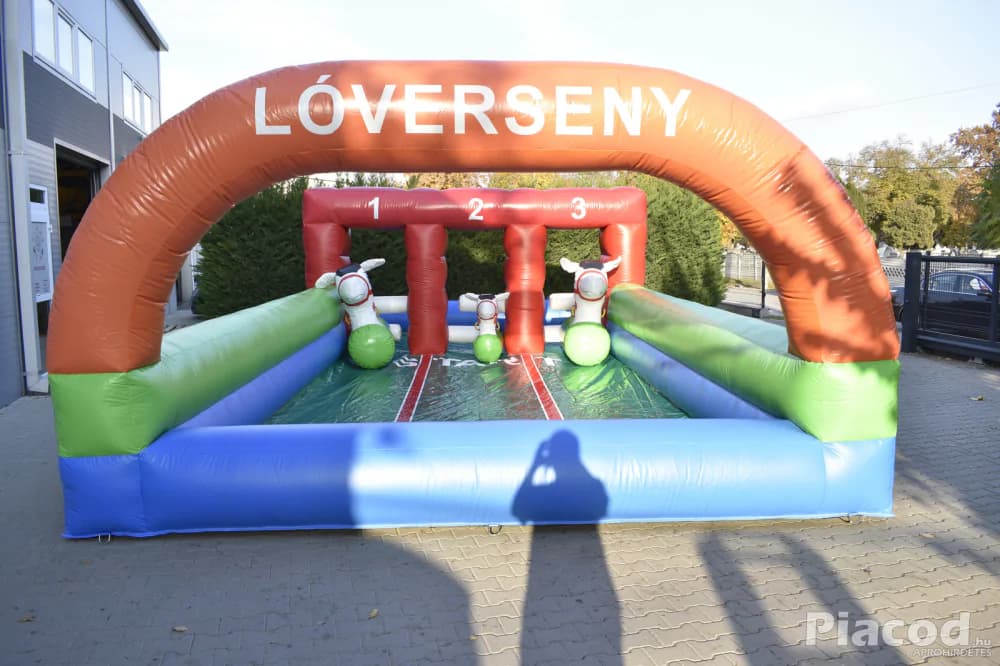 Bérelhető Felfújható Lóverseny Pálya - Kép 4