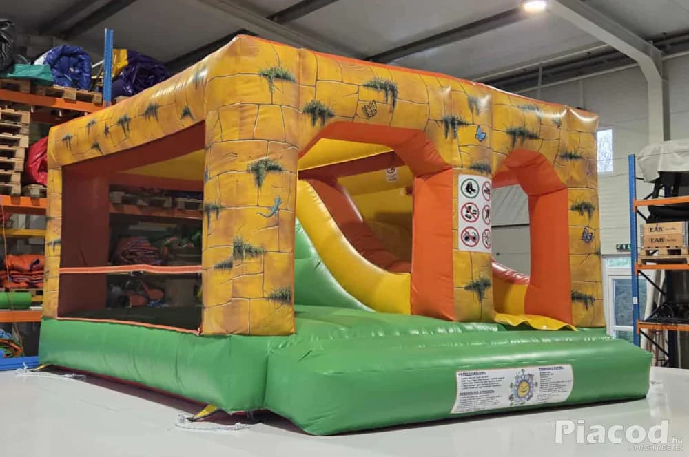 Eladó Mini Dzsungel Csúszdás Ugráló - Kép 2