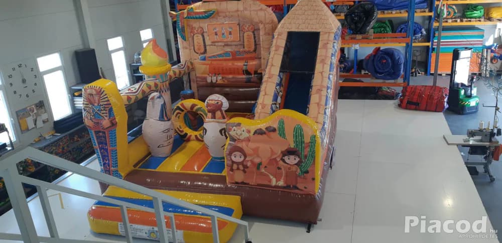 Bérelhető Fáraó Csúszdás Ugráló - Kép 2