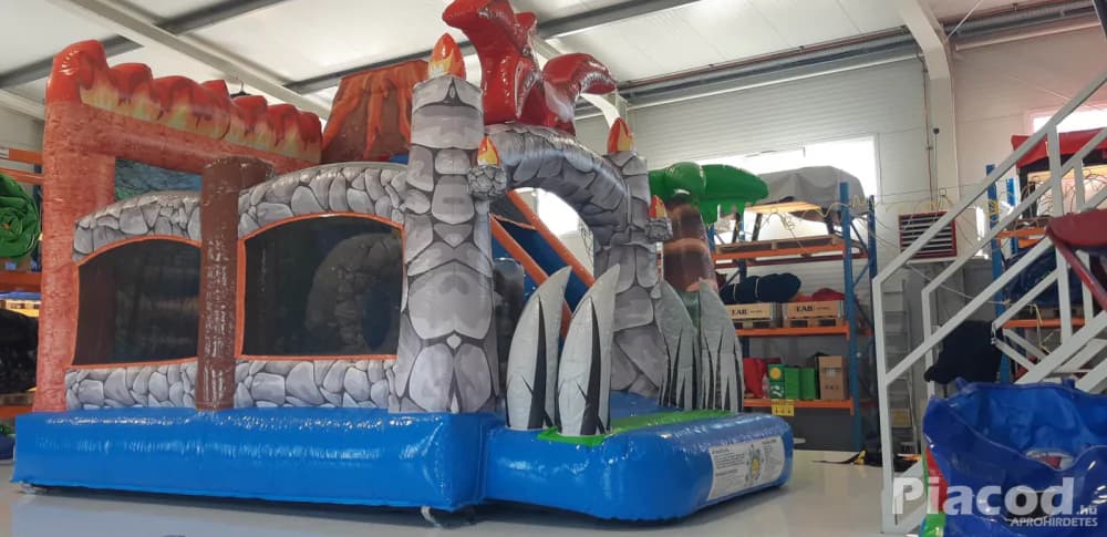 Bérelhető Dínó Csúszdás Ugráló - Kép 3