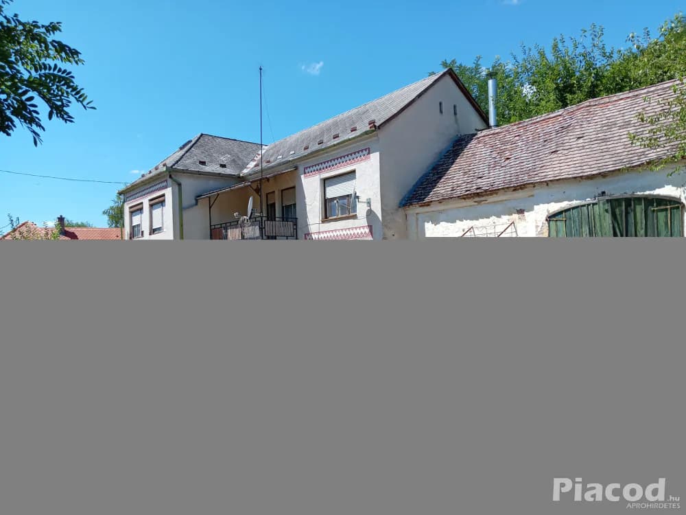 Eladó ingatlan - Ingatlan - Bükkösd